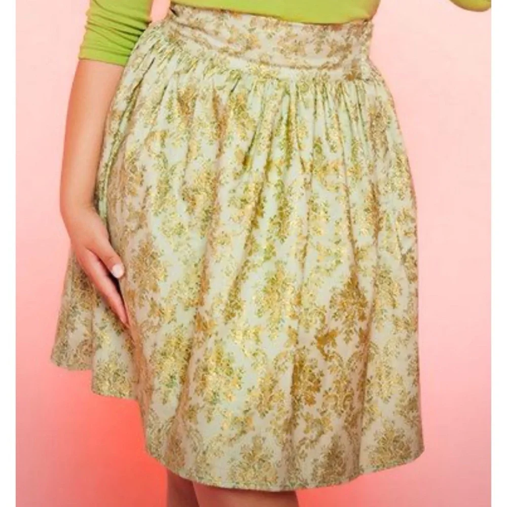 NWOT Pinup Couture x Heart of Haute Best Frocks Forever Cinderella PUG Skirt 1X - Picture 9 of 15